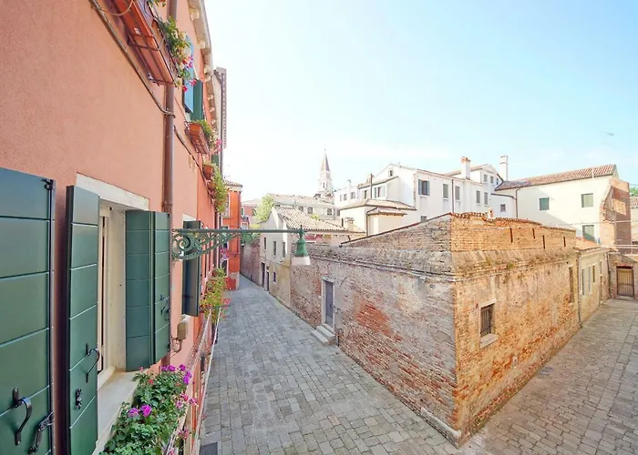 Dolcevita Apartments N 393